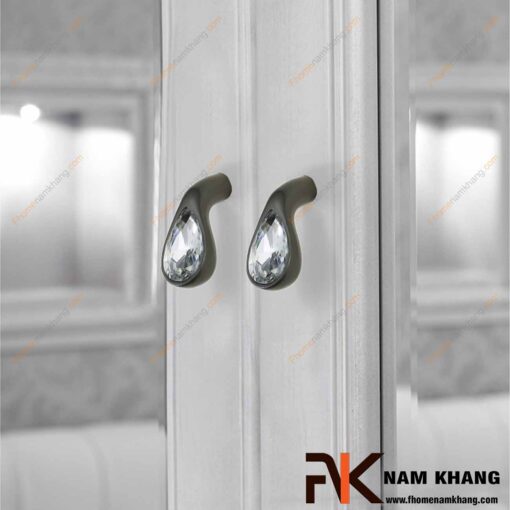 Núm cửa tủ kết hợp đá pha lê NK439-XND (Màu Xám)