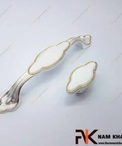 Tay nắm tủ trắng cổ điển NK340-128T