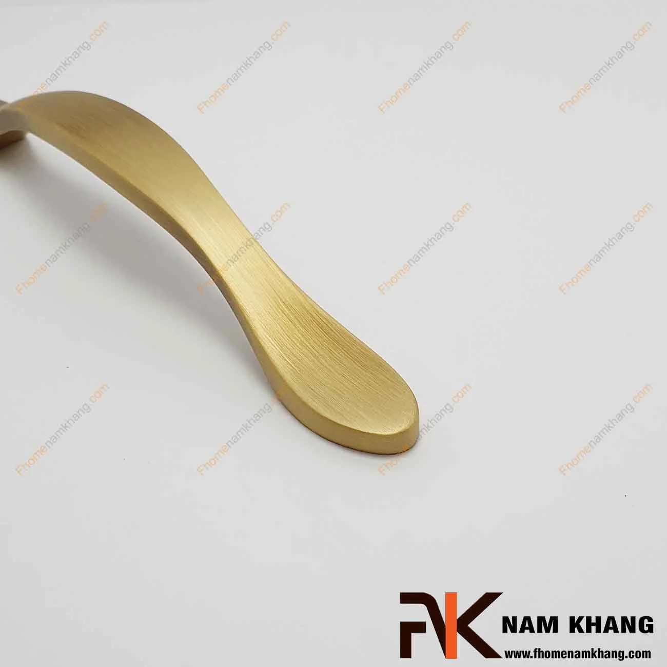 Tay nắm cửa tủ bằng đồng NK373A-R