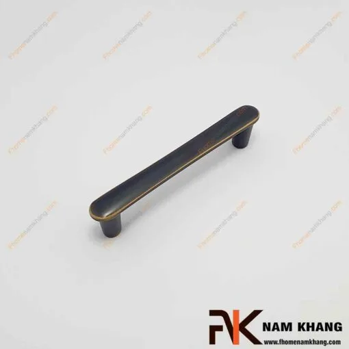 Tay nắm cửa tủ bằng đồng NK455D-BCF FHOMENAMKHANG