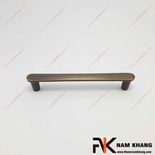 Tay nắm cửa tủ bằng đồng NK455D-CF FHOMENAMKHANG