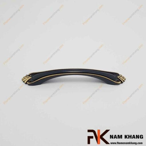 Tay cầm cửa tủ bằng đồng đen NK499D-BCF FHOMENAMKHANG