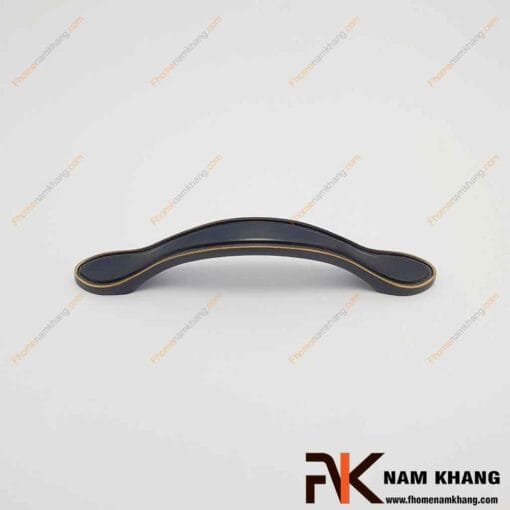 Tay nắm cửa tủ bằng đồng vàng màu đen NK373D-BCF FHOMENAMKHANG