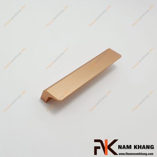 Tay nắm cửa tủ màu vàng mờ NK014S-VM FHOMENAMKHANG